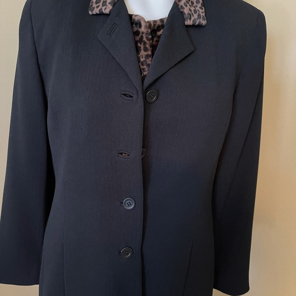 Garfield and Marks 3 PC Suit - Picture 2 of 7